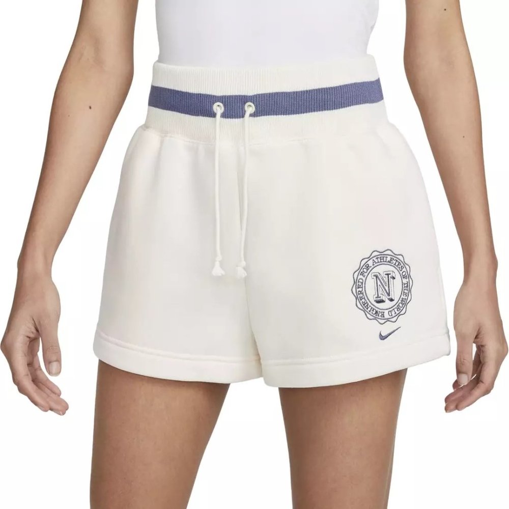 Nike Women's Sportswear Phoenix Fleece High-Waisted Campus Shorts